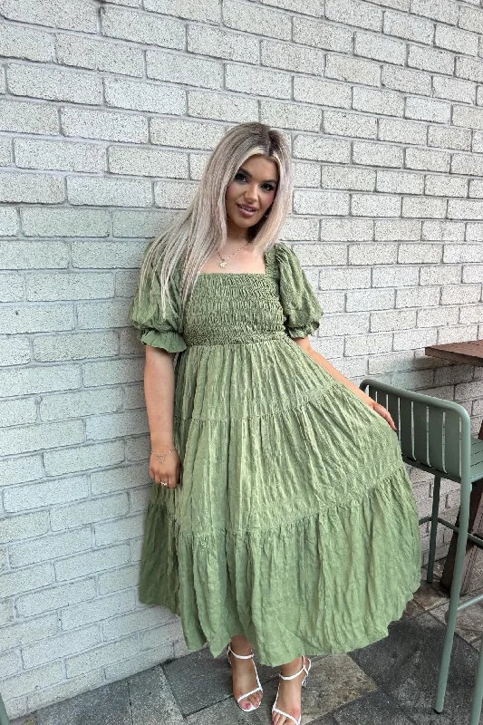 Iconic women’s outfits that never go out of style   Daiquiri Maxi Dress - Green