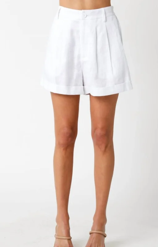 High-quality women’s wear for everyday elegance   Linen Short In White