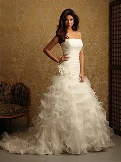 Elevate your style with fashionable women’s clothing   Other Romance 2457