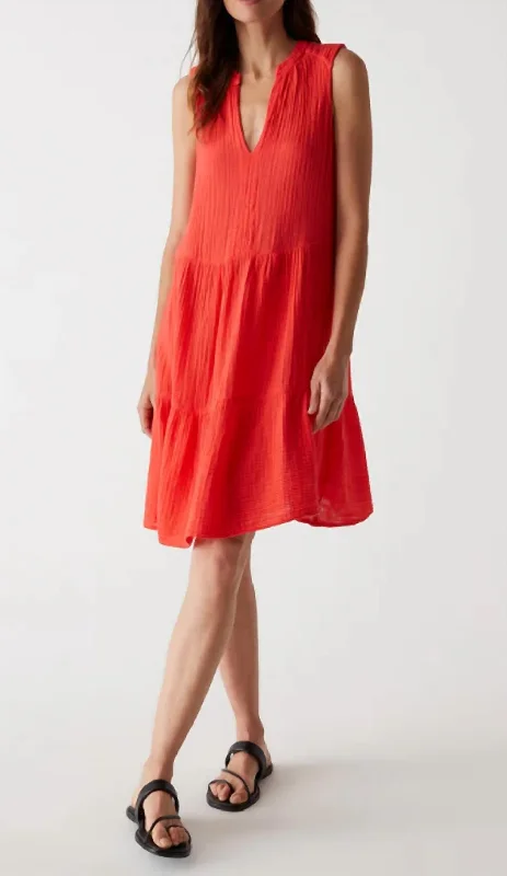 Timeless women’s fashion for any occasion   Daisy Above Knee Dress In Pomodoro