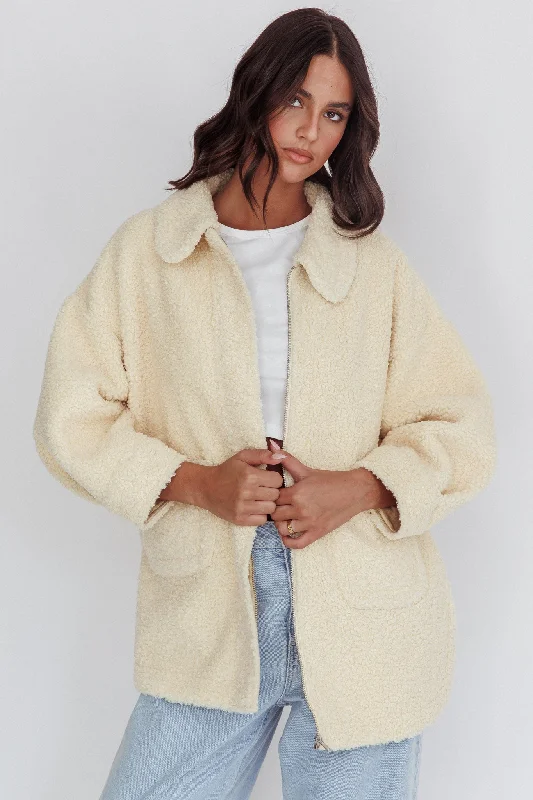 Create a timeless wardrobe with fashionable pieces Peace & Serene Collared Sherpa Jacket Yellow Create a timeless wardrobe with fashionable pieces Peace & Serene Collared Sherpa Jacket Yellow