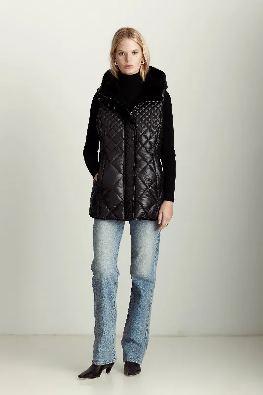 A perfect wardrobe for fashionable women   DENVER