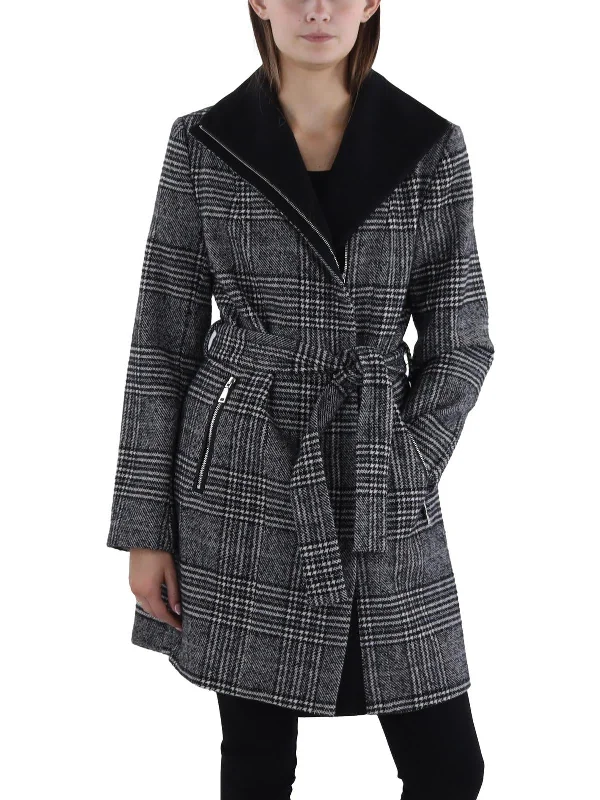 Fashion pieces that complement every woman’s style   Womens Wool Blend Plaid Wool Coat