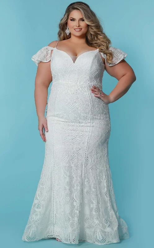 Stylish plus-size clothing for women   Sydneys Closet SC5297 Dress